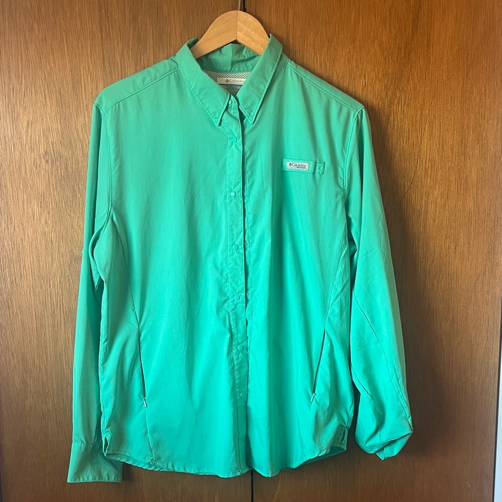 Columbia Teal Button-Up Shirt
